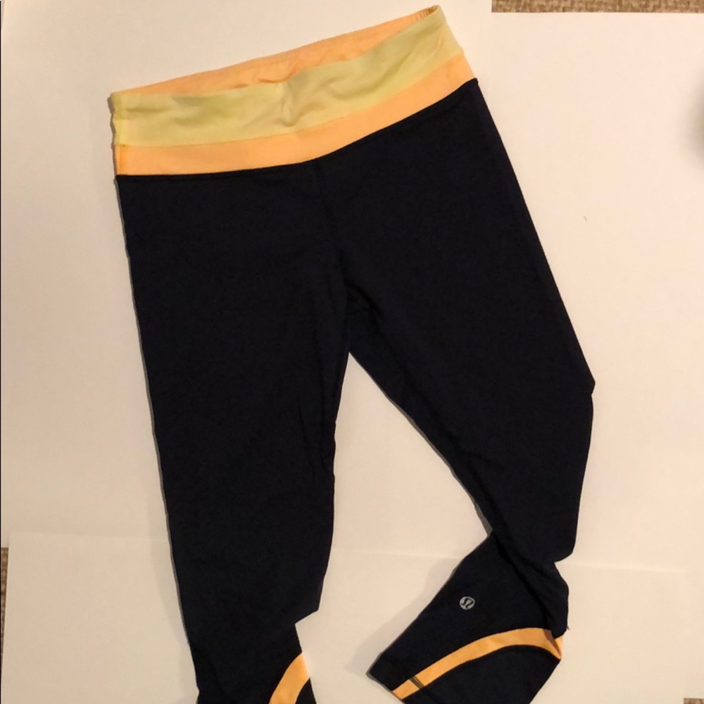 Navy leggings with yellow